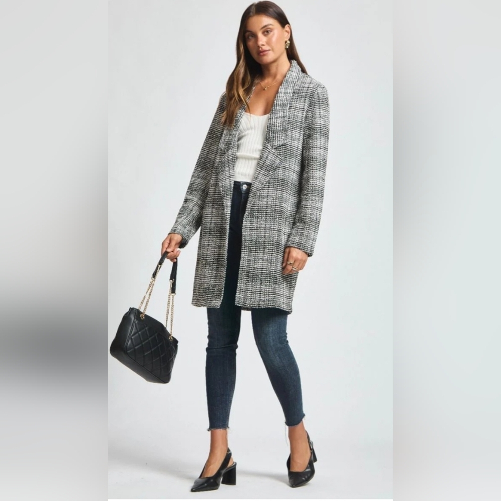 Black & Ivory Brixton Textured Midi Blazer